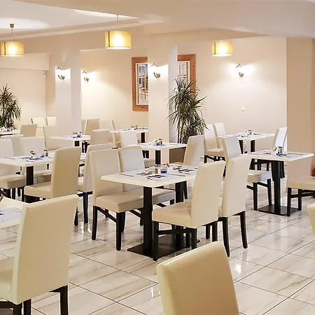 Hotel Yannis Corfu 3*