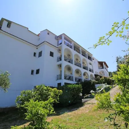 Hotel Yannis Corfu 3*