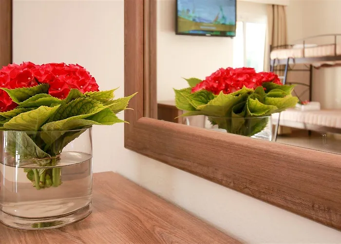 Yannis Corfu Hotel 3*