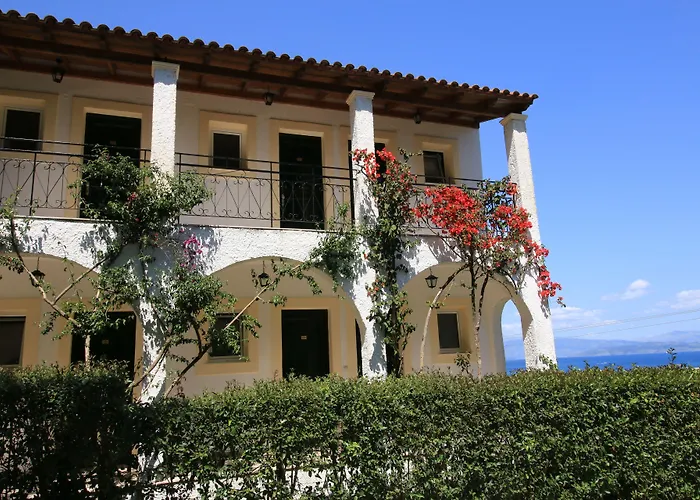 Hotel Yannis Corfu 3*