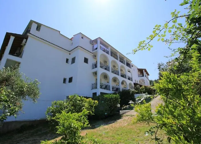 Hotel Yannis Corfu 3*