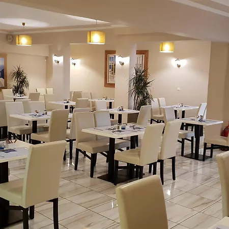 Yannis Corfu Hotel 3*