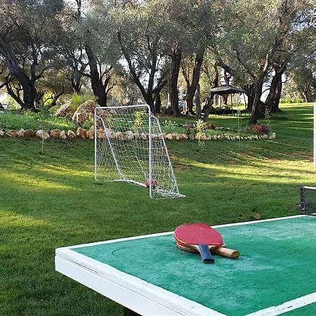 Yannis Corfu Hotel 3*