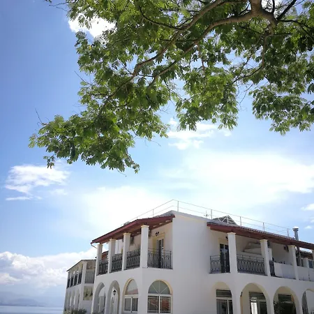 Yannis Corfu Hotel