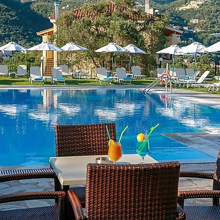 Ξενοδοχείο Yannis Corfu 3*