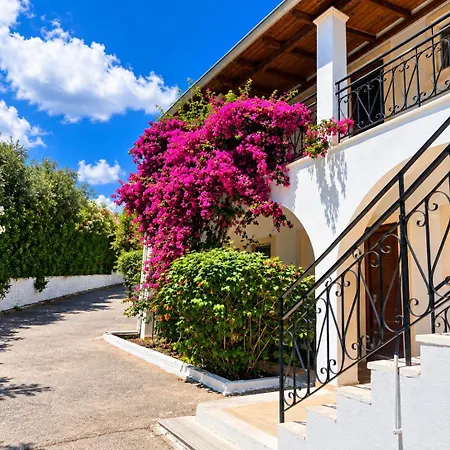 Yannis Corfu Hotel 3*